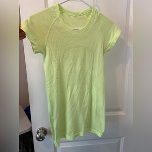 Lululemon Swiftly Tech Short Sleeve Shirt
